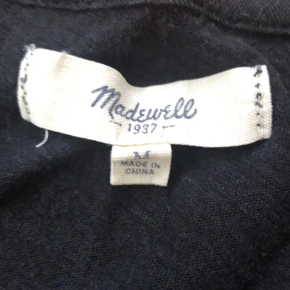 Madewell Whisper Cotton V-Neck w/ Pocket Black Cotton Tee w/ Front Pocket - Picture 2 of 12